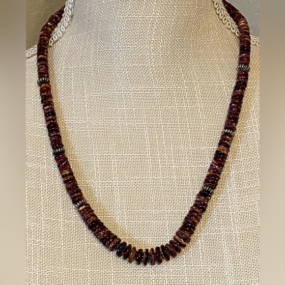 Purple Spiney Oyster Necklace - Picture 1 of 10